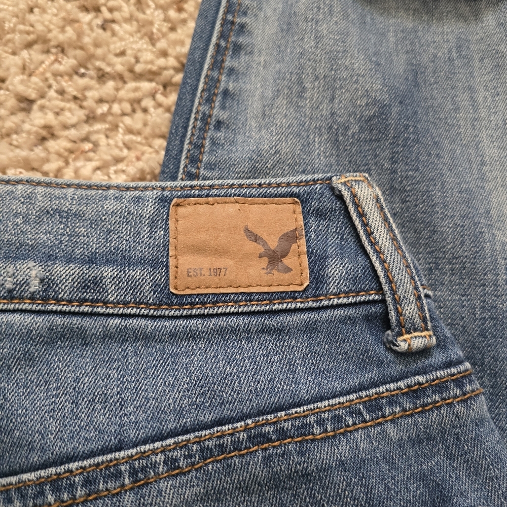 American Eagle Distressed Tomgirl Jeans - Picture 7 of 13